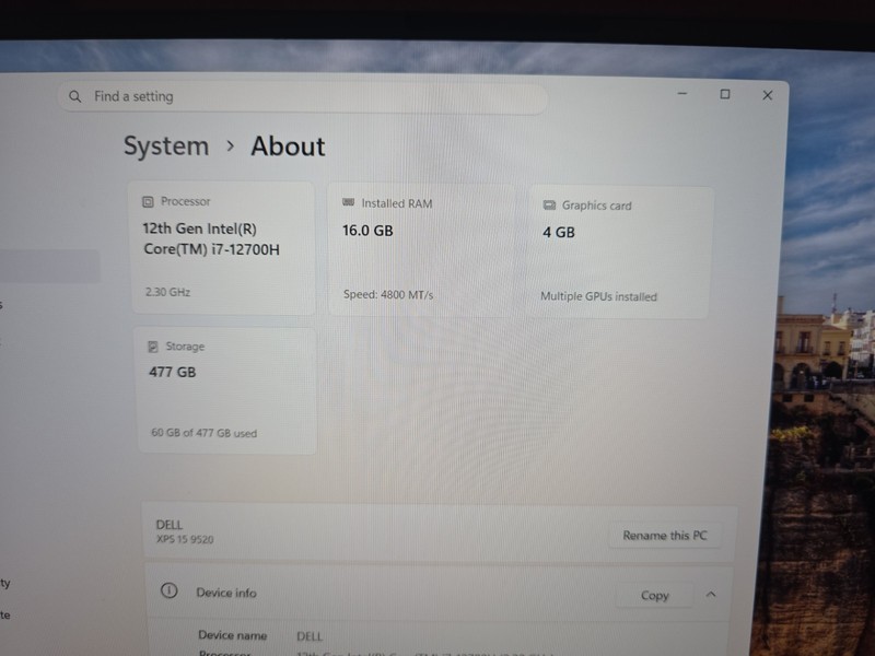 Dell XPS 15 9520 **READ Description** gallery