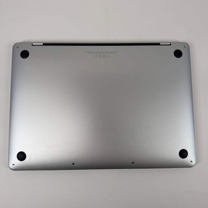 Broken 2022 Apple MacBook Pro 13.3" M2 10C GPU 3.5GHz 8GB RAM 256GB SSD Bad LCD gallery