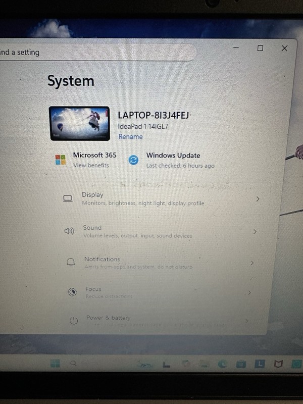 Lenovo IdeaPad 1 14IGL7 14" Celeron N4020 1.1GHz 4GB RAM 64GB SSD gallery