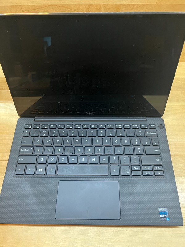 2021 Dell XPS 13 9043 i5-1135G7 8GB RAM 256GB SSD 13.3" OLED 3.5K TOUCH SCREEN gallery