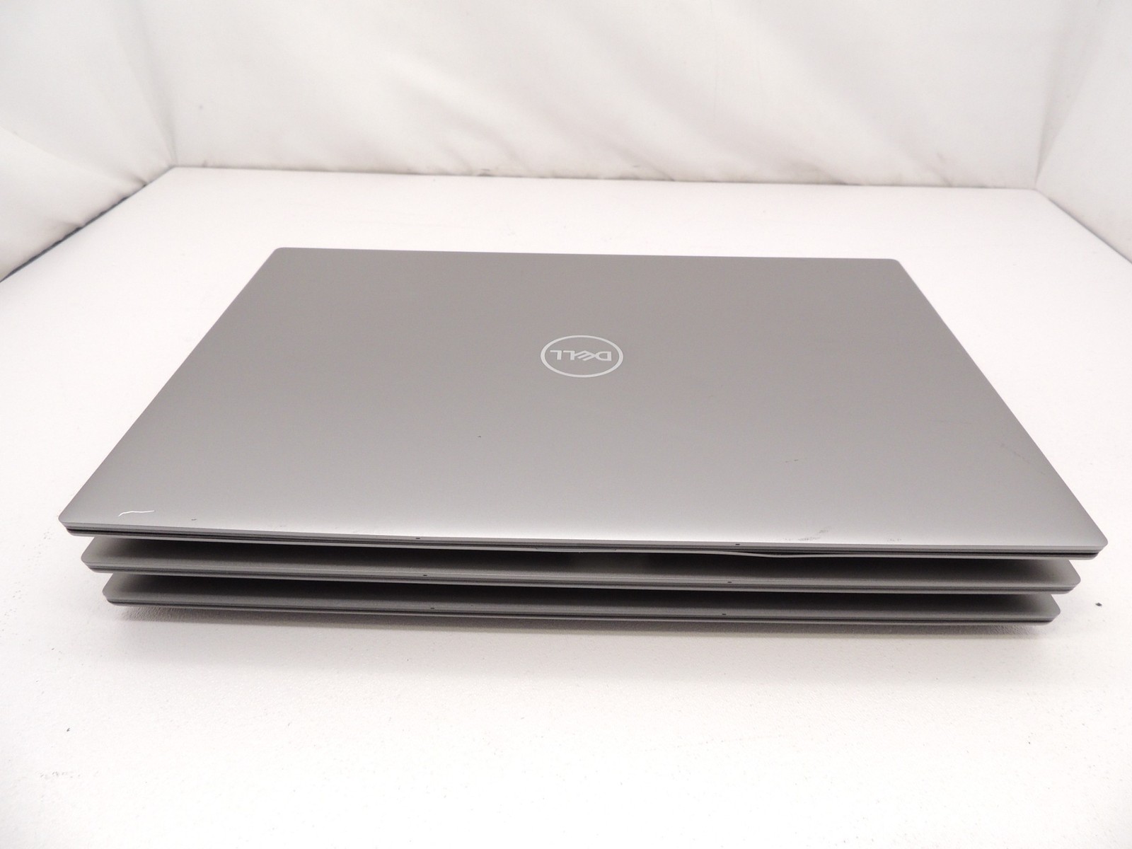Lot of 3 Dell Precision 5570 i7 12800 8GB 512G RTX A1000 No Charger Laptop No OS gallery