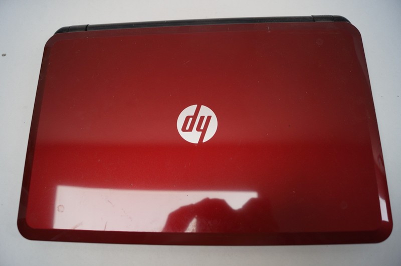 HP 15-D017CL 15" A6-52000 APU 2.0GHz 1TB HDD AMD Radeon HD 8400 READ PoR E112 gallery