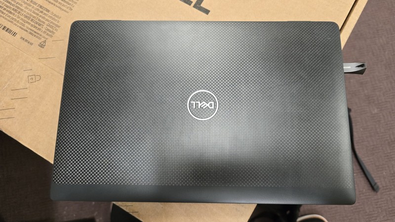 DELL LATITUDE 7420 14" 11th Gen Intel Core i7-1185G7 3.00GHz 16GB RAM 256GB NVMe gallery