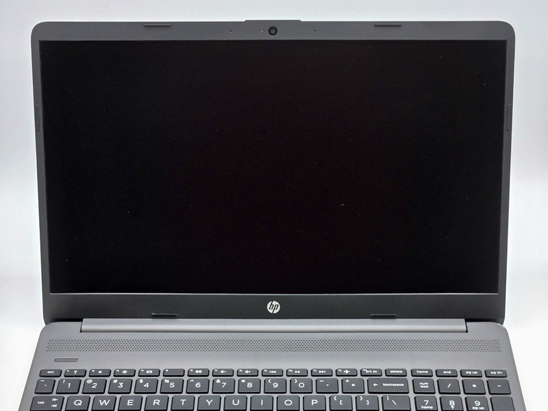 HP 255 G9 (7X9D4UT) 15" FHD RYZEN 5 5625U 512GB 16GB W11P Radeon Graphics Webcam gallery