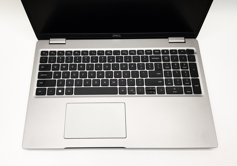 Dell Precision 3561 15.6" I7-11850H 16GB 256GB SSD Quadro T600 Windows 11 Pro gallery
