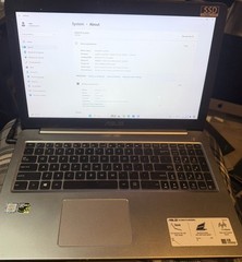 Asus K501UW | Intel Core i7-6500U 2.5GHz | 8 GB RAM | 256GB SSD | BAD BATTERY