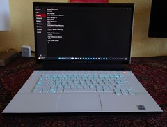 Alienware m15 r4 – FHD 300Hz – RTX 3070 – Core i9-10980HK – 32GB – 1TB SSD
