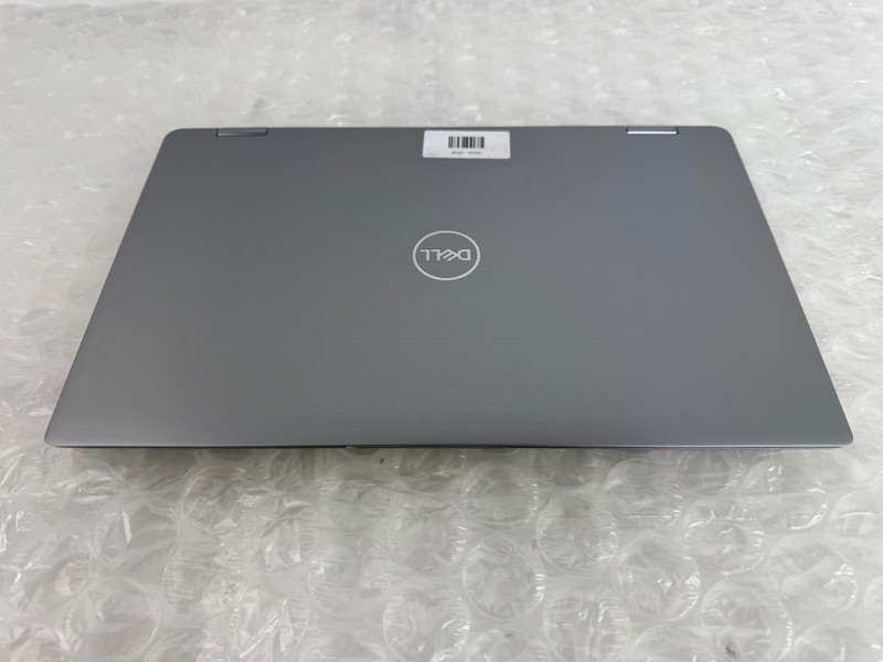 Dell Latitude 9520 2-in-1 i7-1185G7 16GB 512GB SSD 15" FHD Touch Win 11 Pro gallery
