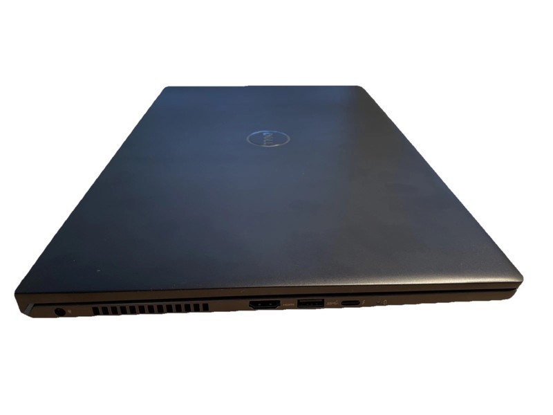 Dell Vostro 15 7510 | i7-11800H | 16GB | 512GB SSD | RTX 3050 4GB gallery