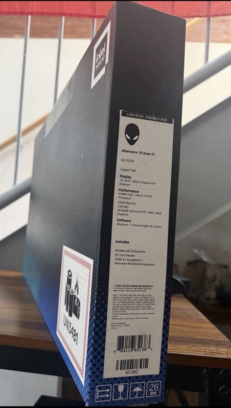 Alienware Area-51 18 18" Core Ultra 9 275HX 64GB 2TB SSD RTX 5090 W11 gallery