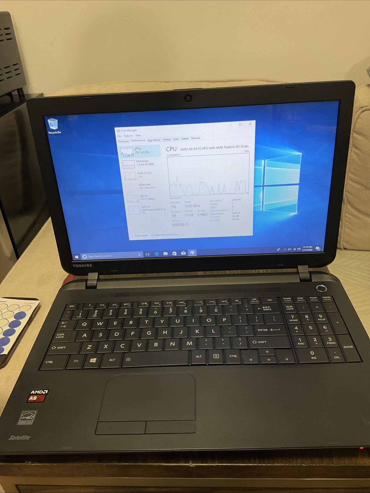 toshiba satellite laptop_A8-6410_4gb Ram_1Tb-HDD E188 gallery