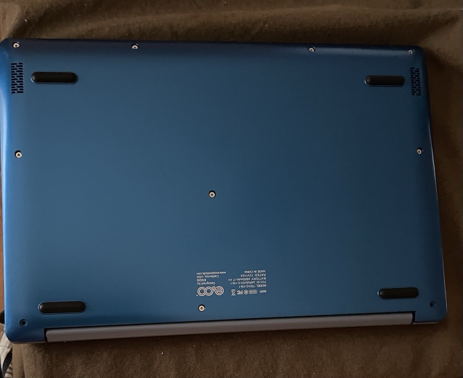 EVOO EV-C-116-5-BL 11.6"(32GB SSD,AMD A4-9120, 1.50GHz, 2GB) Laptop - Blue gallery