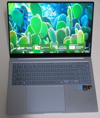 Samsung Galaxy Book4 Edge Copilot+ PC 16″ Touch Snapdragon X Elite 16GB 512 GB