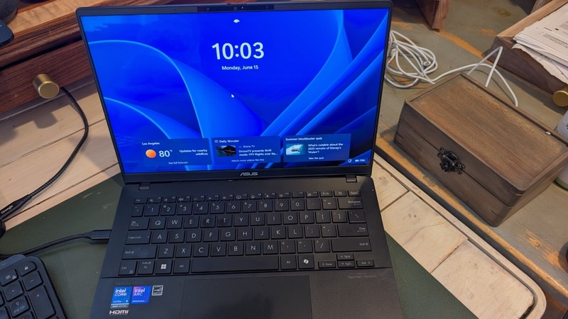 Asus Vivobook s14 OLED Ultra 5 226v 16Ram 500gb SSD (2025) Great Price) gallery