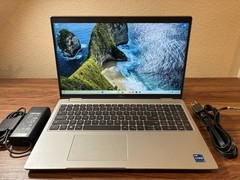 Dell Latitude 5520 Laptop i7-1185G7 16GB RAM 512GB SSD 15.6” FHD WIN 11 W/AC!