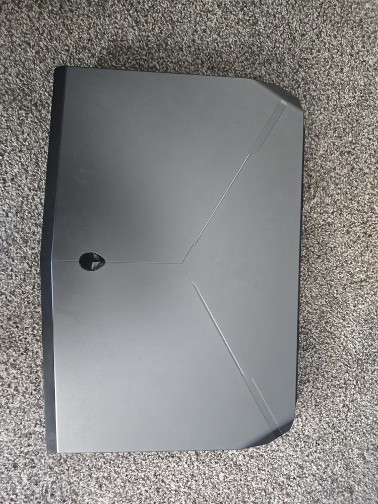 Alienware 15 R2 Gaming Laptop i7-6820HK GTX 980M 8GB 16GB RAM 1TB SSD 1TB HDD 4k