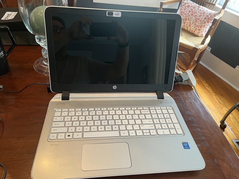 HP 15-P000 CTO 15.6" Laptop 750GB HD Intel Core i3-4005U 1.70GHz 6GB RAM J3X81AV gallery
