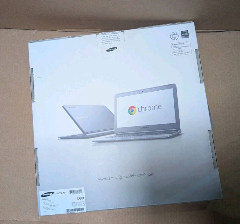 Lot 10x Samsung 11.6 LED 16GB Chromebook Exynos 5 2GB XE303C12 NOB Bad battery gallery