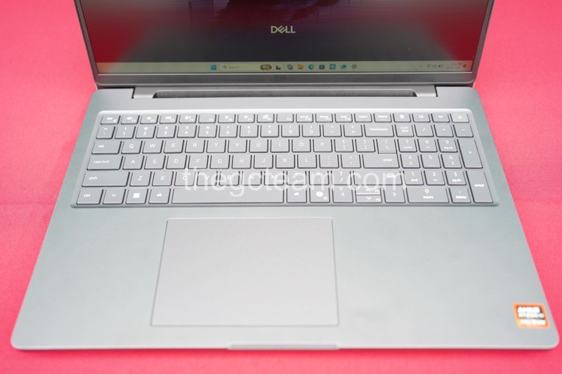 Dell Pro Max 16 MC16255 64GB RAM, 1TB SSD HDD AMD Ryzen AI 9 HX PRO *Open Box* gallery