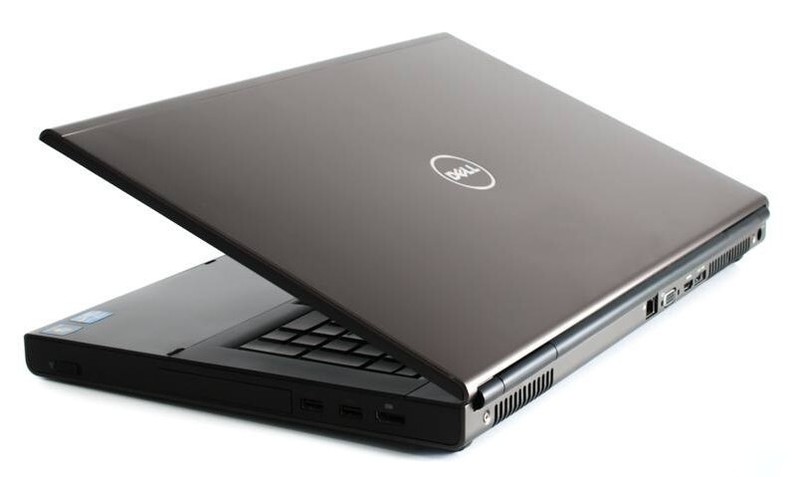Workstation 17.3" DELL M6600 i7-Quad 2TB SSD + 2TB HDD DVDRW 32GB FHD 4000M-2GB gallery