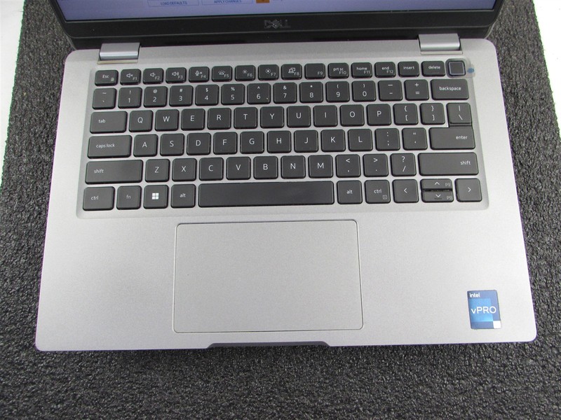 DELL LATITUDE 5330 FHD TOUCHSCREEN I5-1245U 10 CORE 512GB SSD 16GB RAM NO O.S gallery