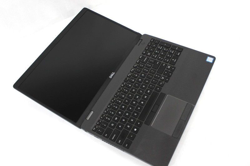 Dell Precision 3541 Laptop i7‑9850H 16GB 256GB SSD Quadro P620 Win11 gallery