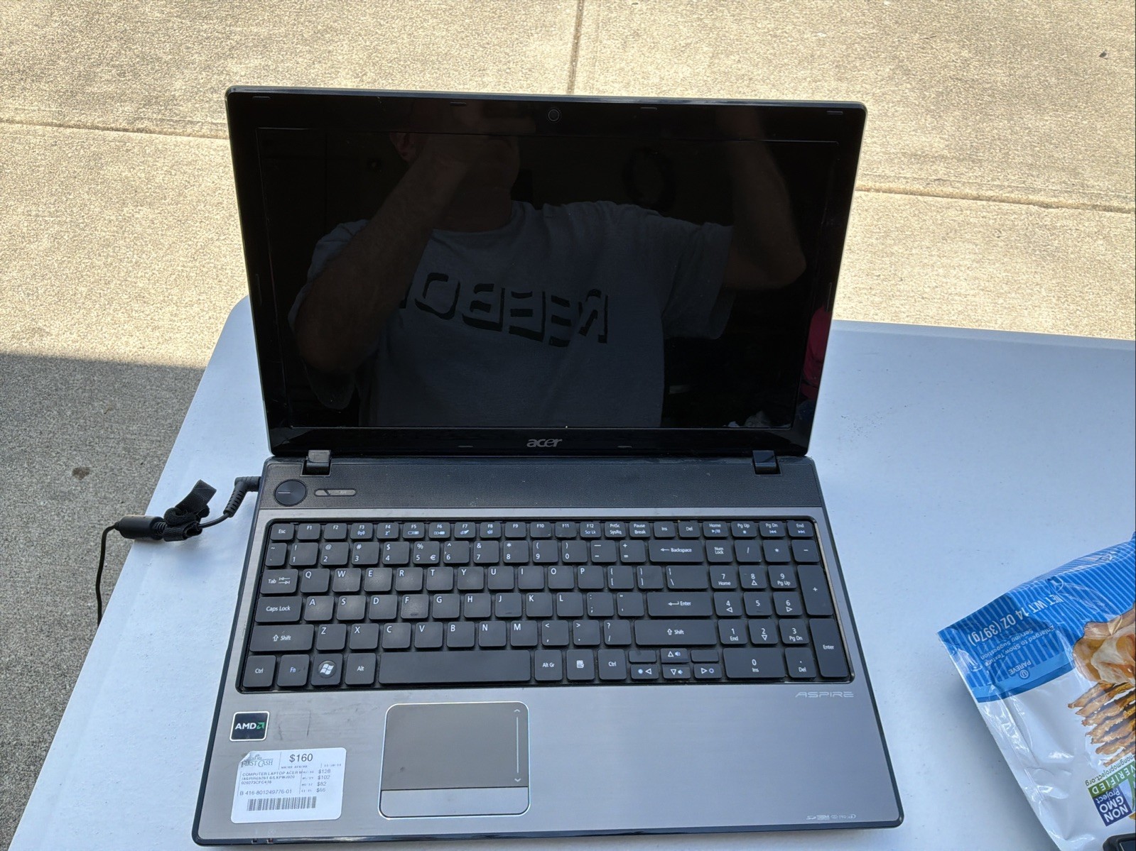 Acer Aspire 5251-1005 Win 10, AMD LAPTOP & Power Supply - Tested Working gallery