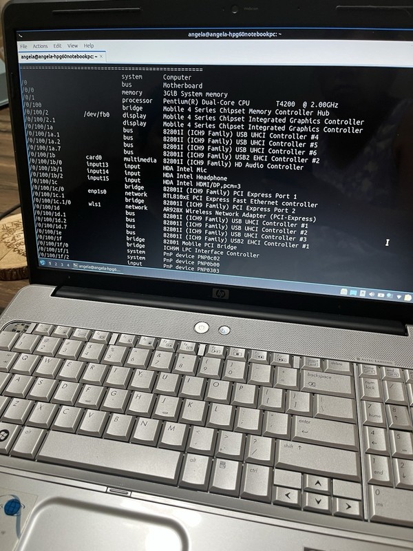 HP G60-230US 16" Intel T4200 2.000GHz 3GiB Memory For Parts Only gallery