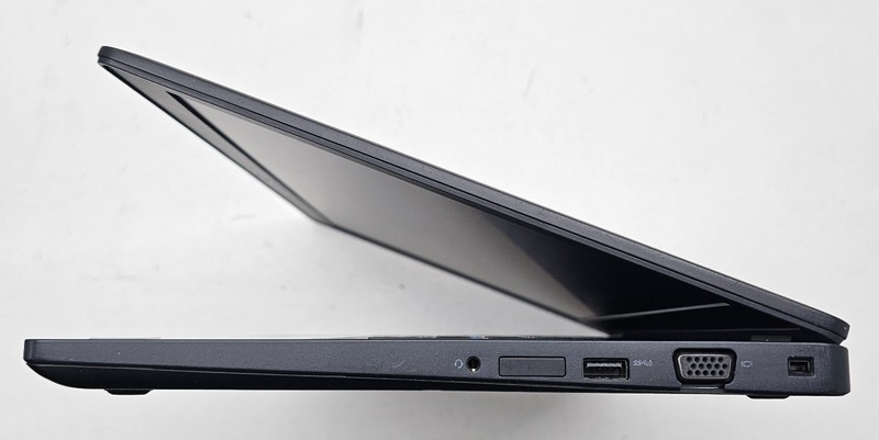 Dell Latitude 5580 15.6" Laptop Intel Core i5-7300U 8GB RAM NO HD/OS (FL) gallery