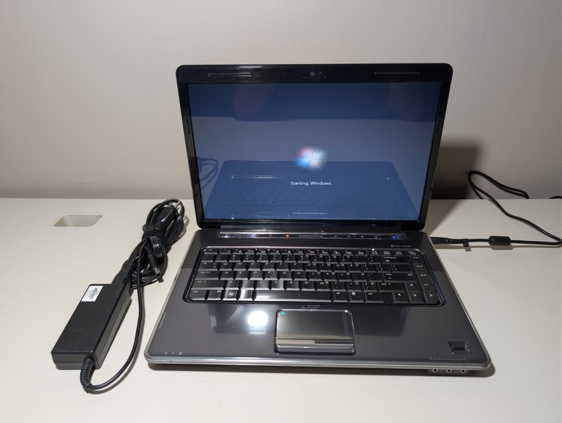 Read! 15" HP Pavilion DVX | C2D 4GB RAM 500GB HDD | DVD NVIDIA Win 7 Pro 32-Bit gallery