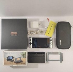 GPD WIN 3 Core i7-1165G7 intel Xe 16GB SSD 1TB 5.5 inches w/Dock&Pouch GPD Win3