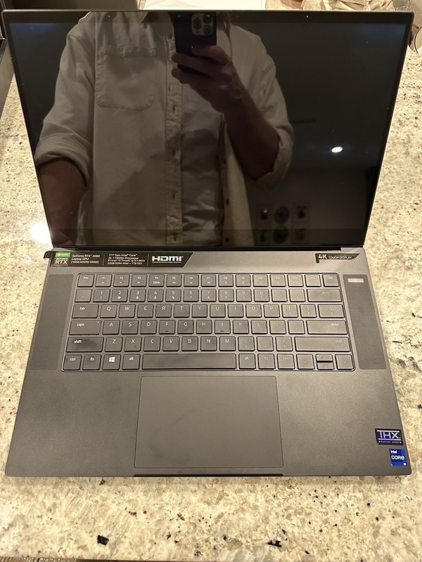 Razer Blade 15 Advanced 15.6" 4K Touch i9-11900H 32GB 1TB RTX 3080 gallery