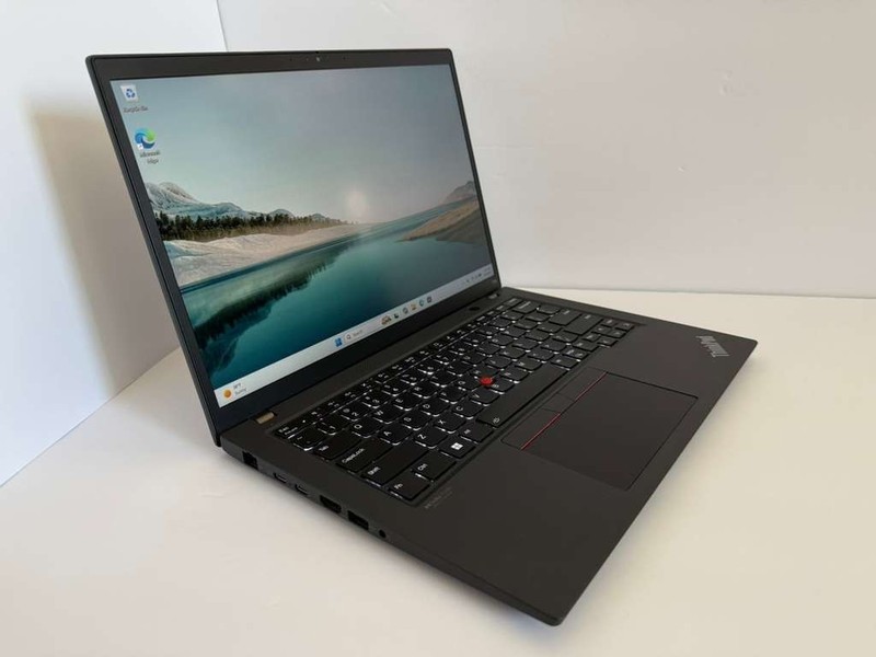 LENOVO THINKPAD T14 | GEN 3 | Core i7 2.10 GHz | 24GB RAM | 512GB SSD gallery