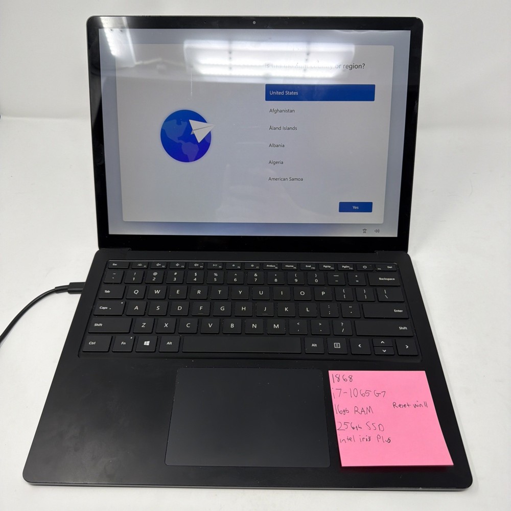 Microsoft Surface Laptop 3 13.5" i7-1065G7 16GB 256GB SSD Win11 Iris Plus Black