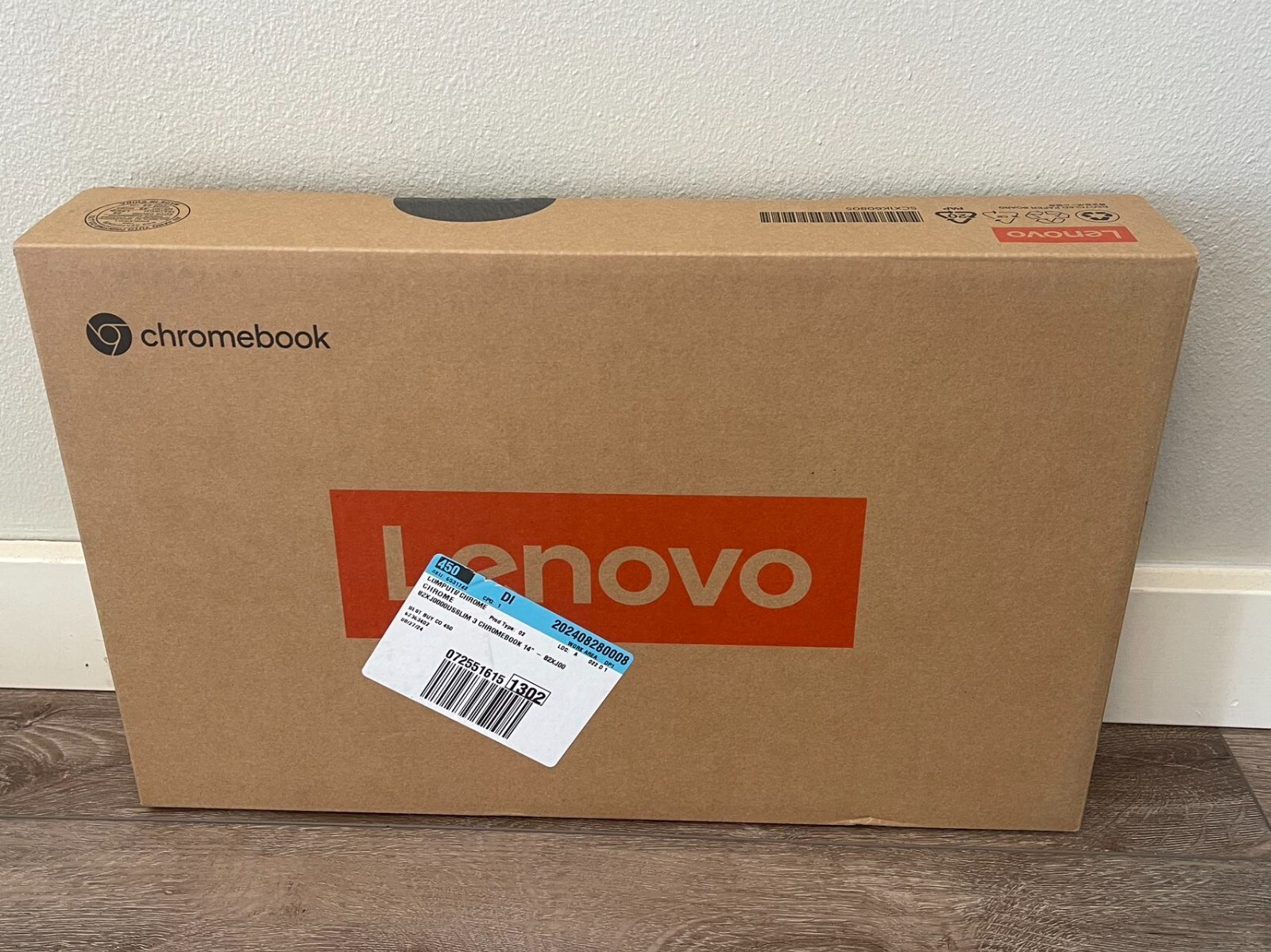 Brand New Lenovo 82XJ0000US Slim 3 14" FHD TS Chromebook -- 4GB Memory/64GB eMMC gallery