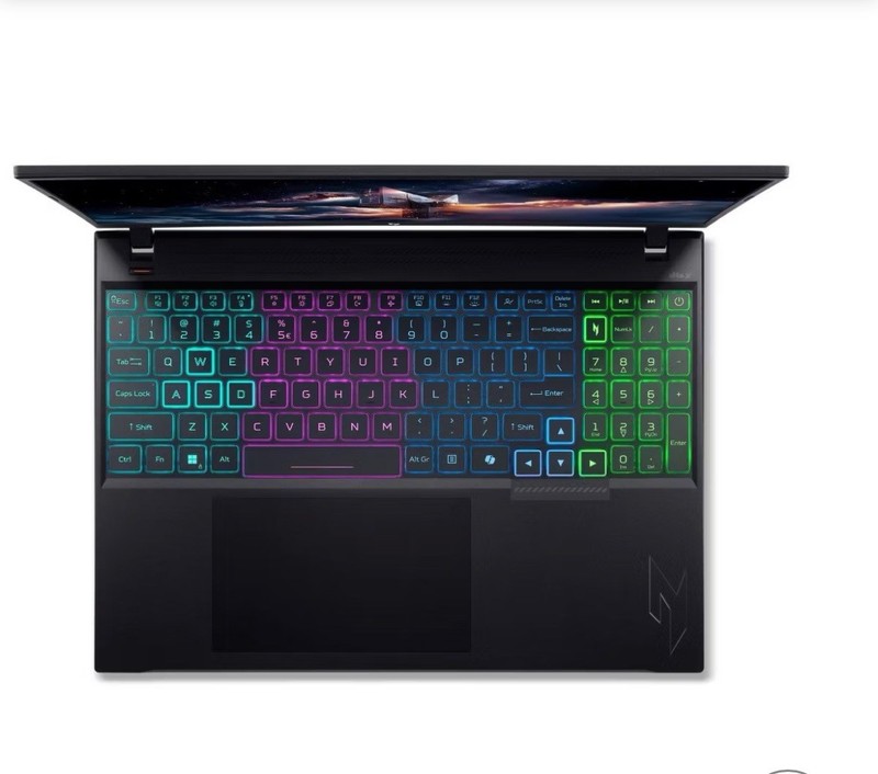 Acer Nitro V 16 gallery