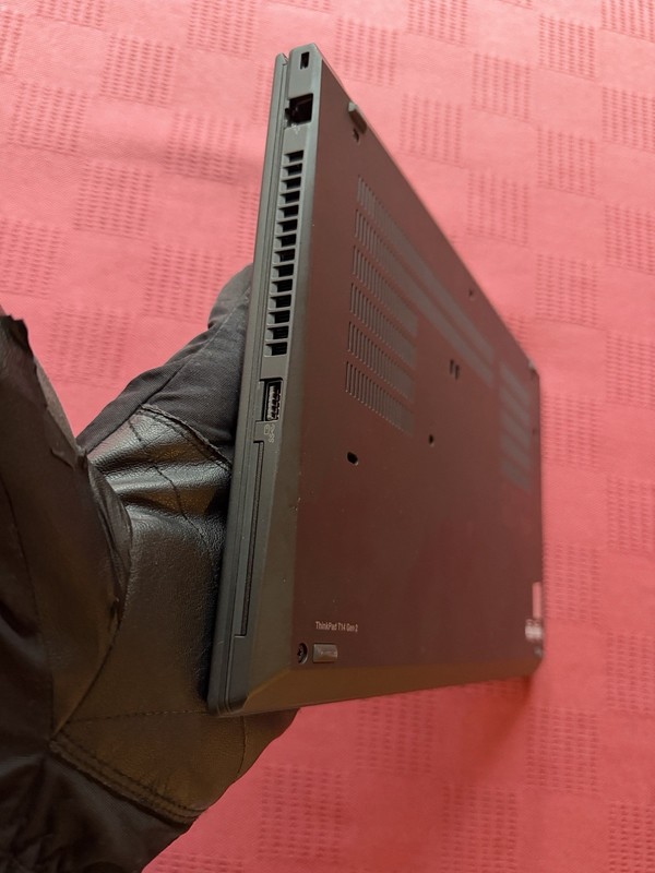 Lenovo ThinkPad T14 Gen 2 *For Parts / Repair* gallery