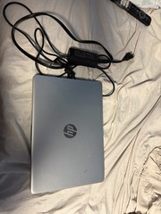 HP 15.6″ Silver Laptop AMD Ryzen 3 3250U 4GB RAM 120GB SSD Charger