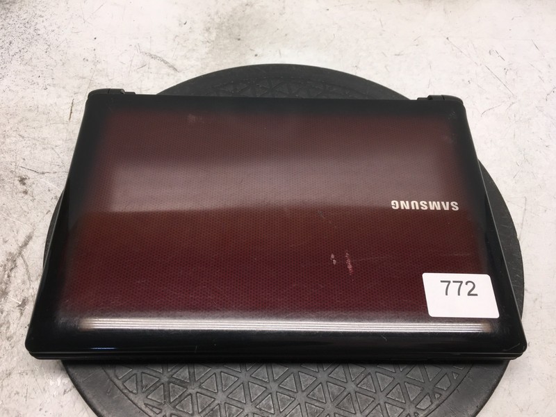 Samsung NP-N150-JPB1US Intel Atom N450 1.66GHz 1 GB NO HDD gallery