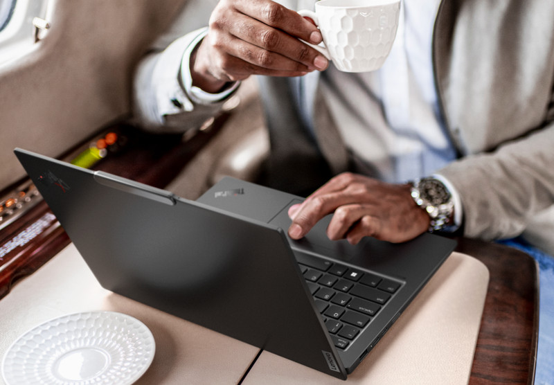 ITALIAN LENOVO THINKPAD X1 CARBON G12 ULTRA-7 165U WUXGA 64GB 4TB 5G GAR ITALY gallery