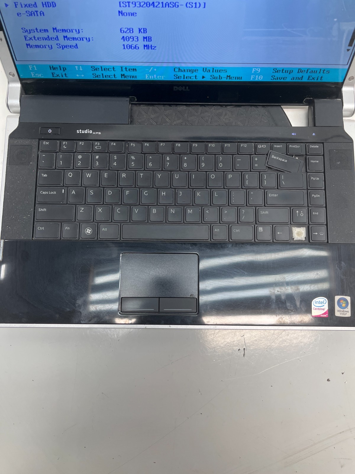Dell Studio XPS PP35L Intel Core 2 Duo P8400 2.26GHz 4GB NO HDD gallery