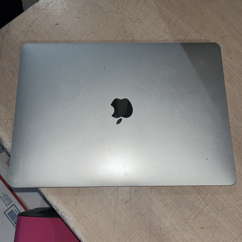 APPLE MACBOOK PRO 13" MID-2017 CORE I5-7360U 2.3GHZ 8GB RAM NO SSD gallery