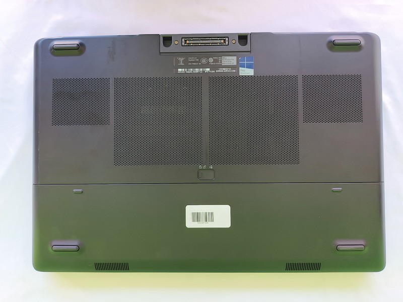 Dell Precision 7710 17.3" i7-6820HQ 16GB 512GB SSD FirePro W7170M 4GB FHD gallery