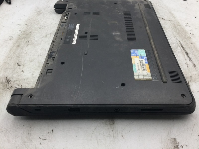 DELL LATITUDE 3340 - FOR PARTS - 4GB RAM - INTEL CORE I5 - READ DESCRIPTION - BB gallery