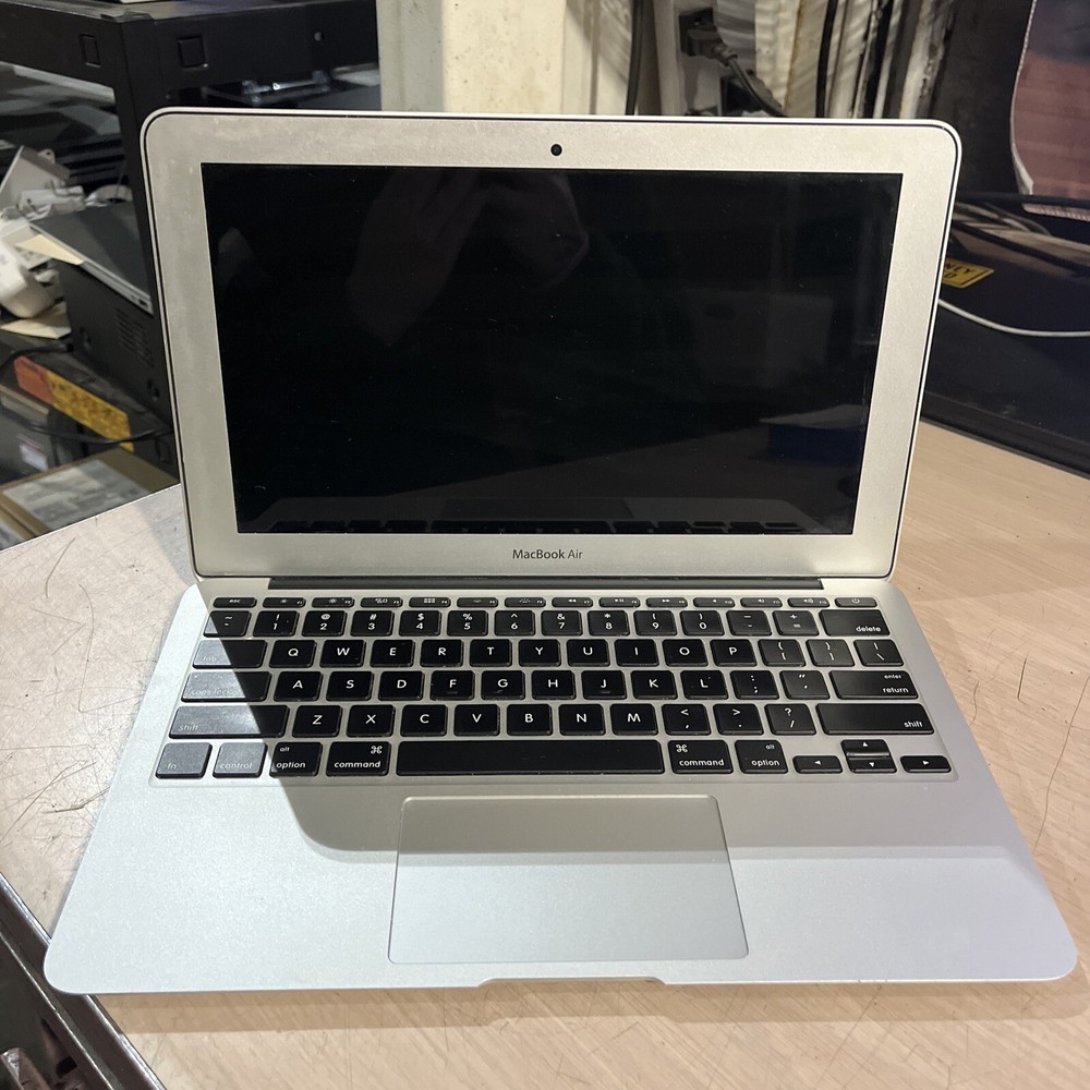 APPLE MACBOOK AIR 11" MID-2012 CORE I5-3317U 1.7GHZ 4GB RAM
