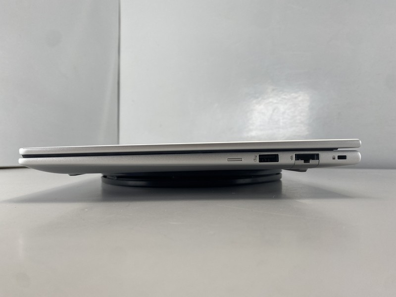 HP Laptop EliteBook 640 14 G11 14" Intel Core Ultra 5 135U 256GB - Silver gallery