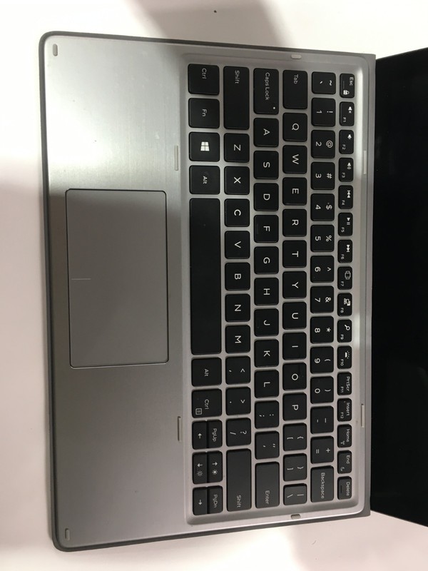 @PCD Dell Latitude 7210 2-in-1 Touch i7-10610U / RAM 16Gb / SSD 512G / Win 11P gallery