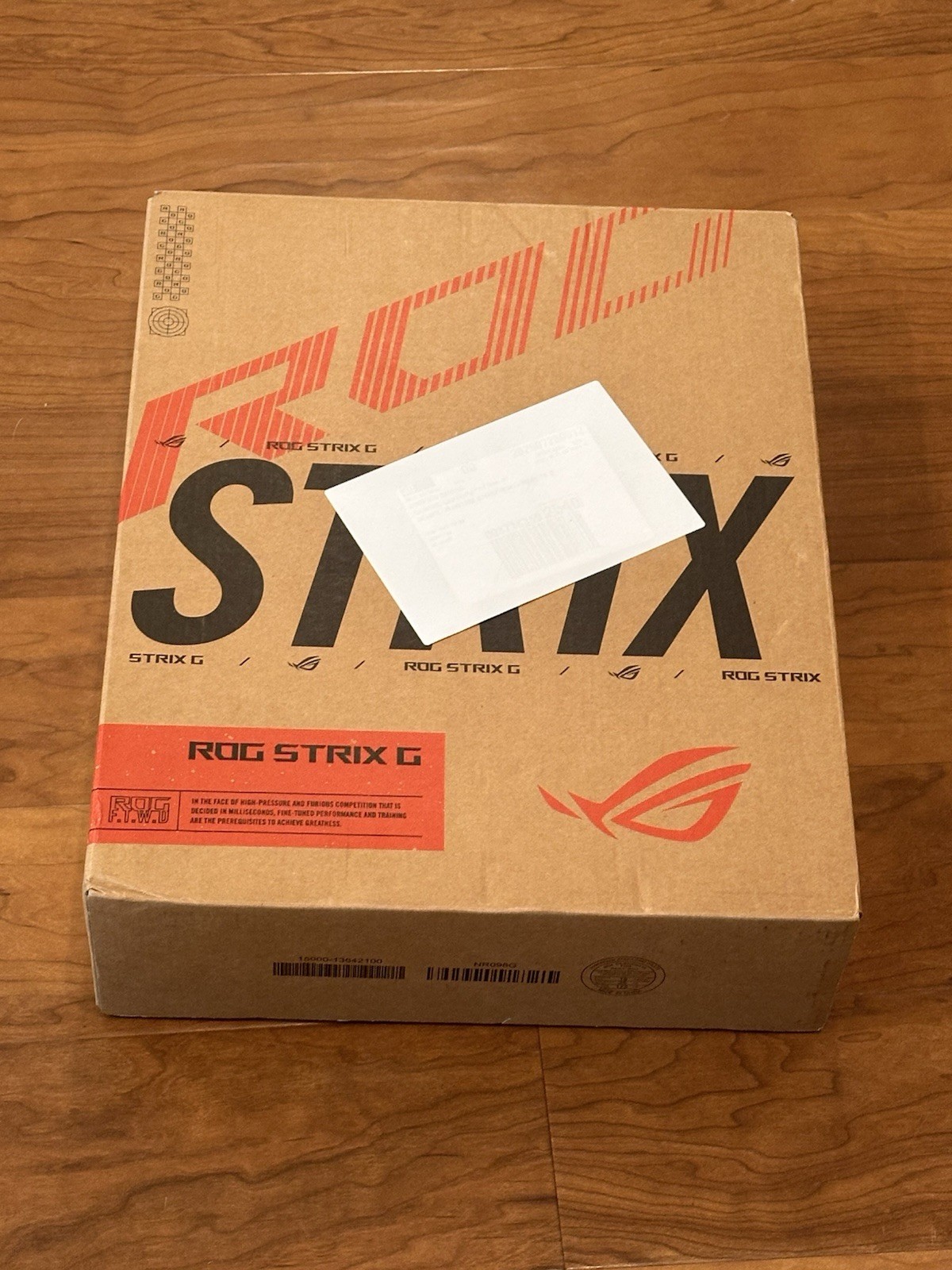 ASUS - ROG Strix G16 16" FHD 165Hz Gaming Laptop - AMD Ryzen 9 8940HX - 16GB ... gallery