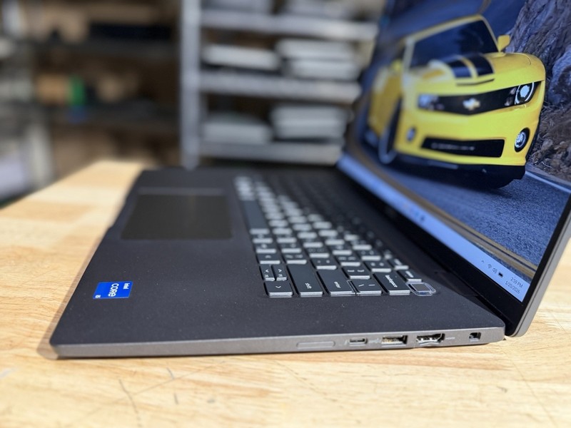 Dell Latitude 7530 25.6” FHLaptop i5-1235U 8GB RAM 256 GB NVME WIN 11 Pro gallery