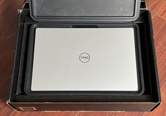 Dell XPS 13 9350 13.4″ 3K OLED Touch Laptop Ultra 7 258V 32GB RAM 1TB SSD